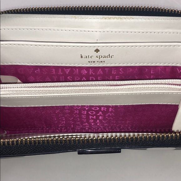 Kate Spade Wallet - Picture 4 of 6
